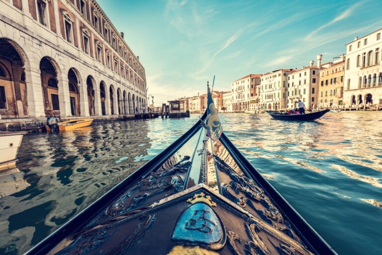 25 Best Views in Venice | Viewpoints, Bridges, Rooftops